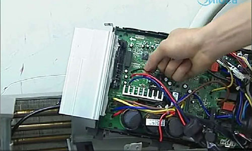 冠县美的空调电话是多少